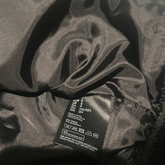 H&M Satin Bomber Jacket - Picture 4 of 5